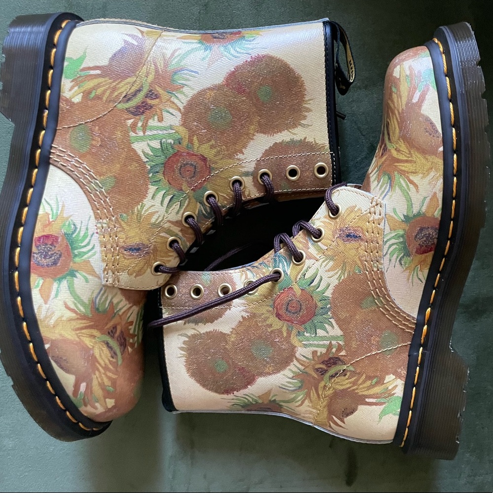 Rare Limited Edition Van Gogh Sunflower Dr. Martens